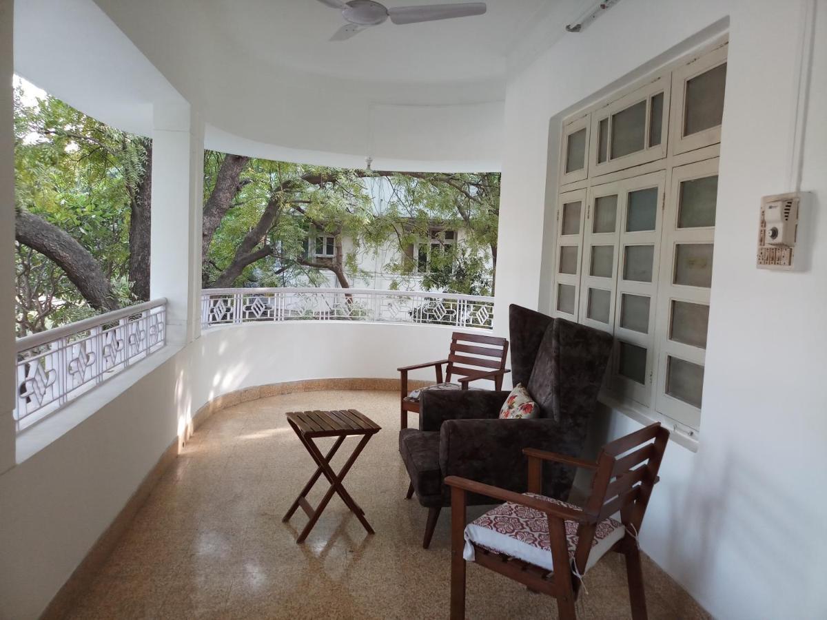 Srinekatan Heritage Villa Homestay 아흐메다바드 외부 사진