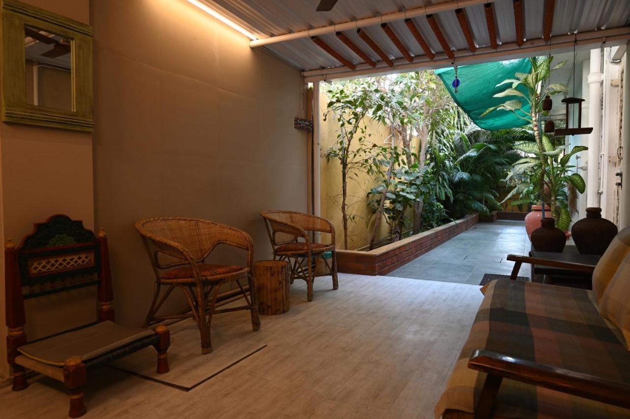 Srinekatan Heritage Villa Homestay 아흐메다바드 외부 사진