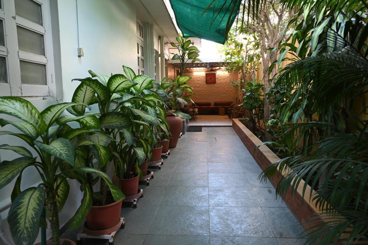 Srinekatan Heritage Villa Homestay 아흐메다바드 외부 사진