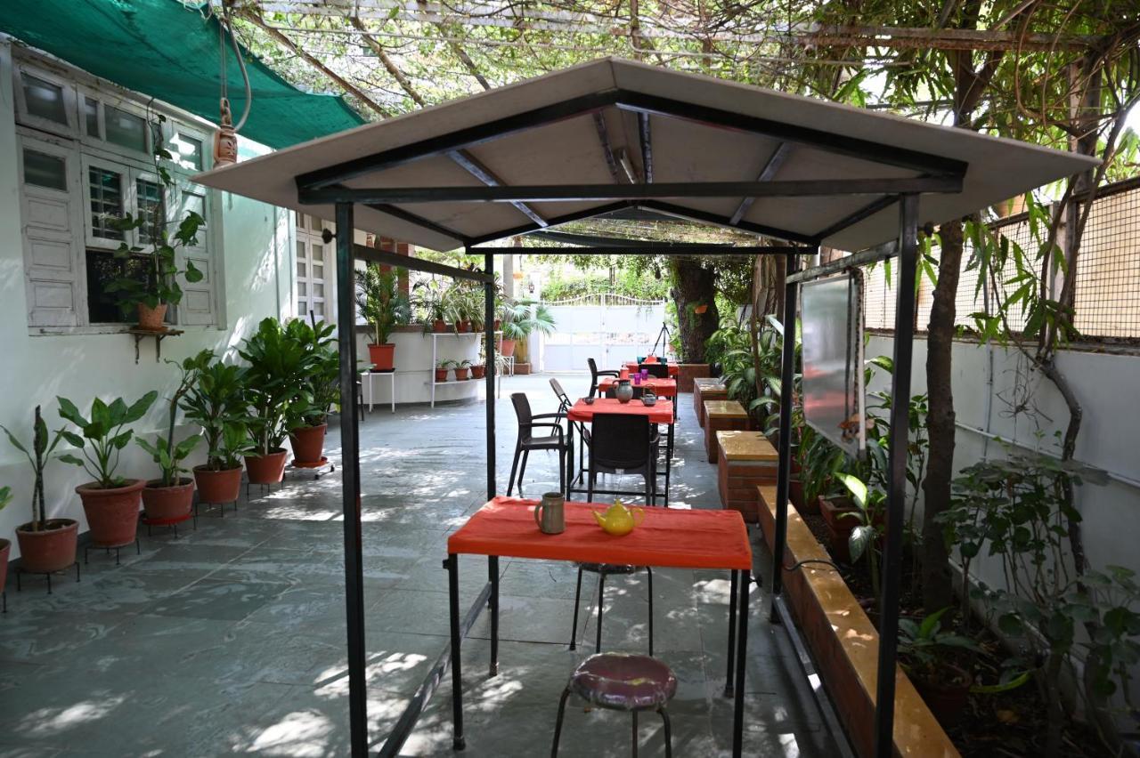 Srinekatan Heritage Villa Homestay 아흐메다바드 외부 사진