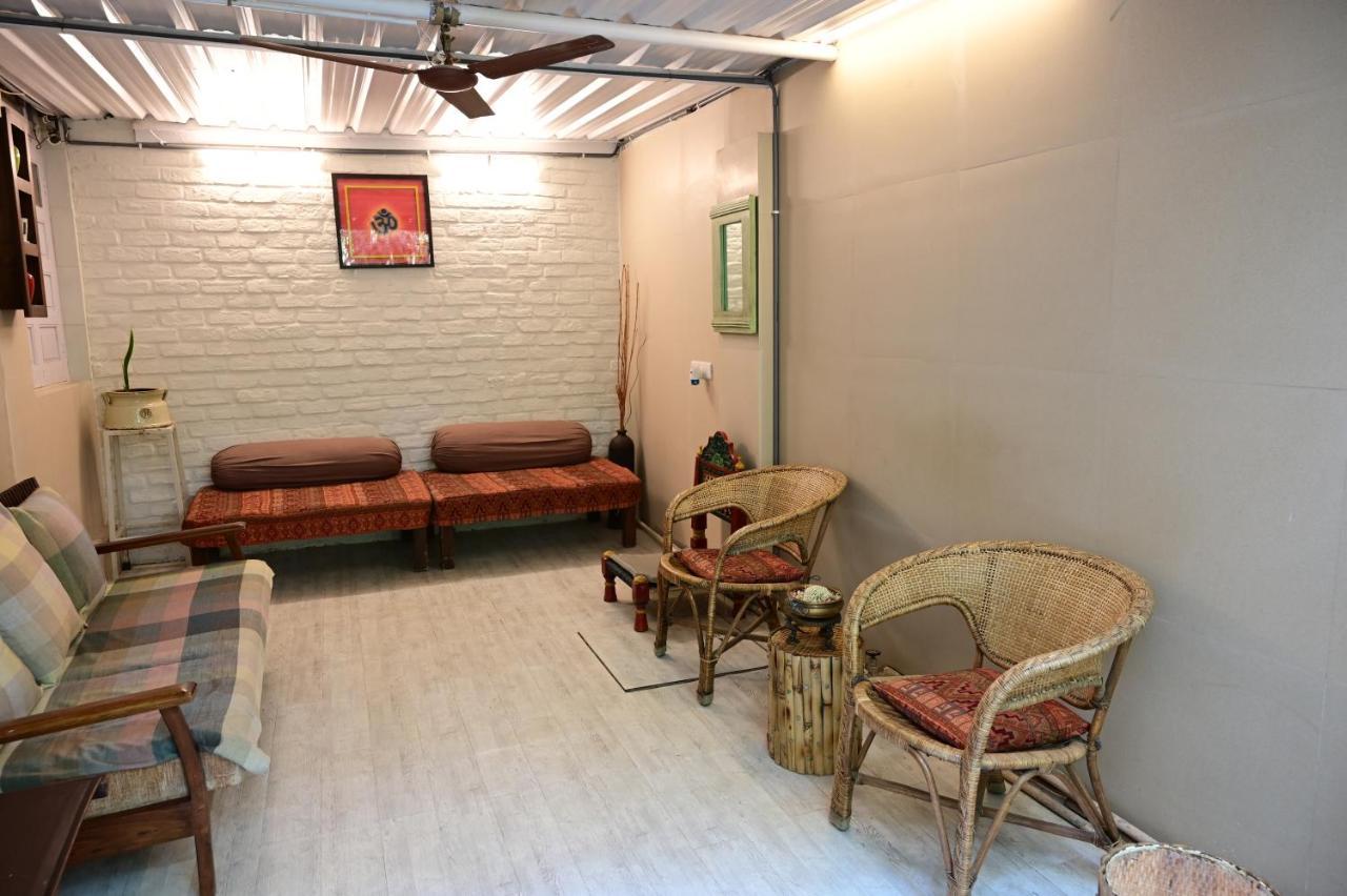 Srinekatan Heritage Villa Homestay 아흐메다바드 외부 사진