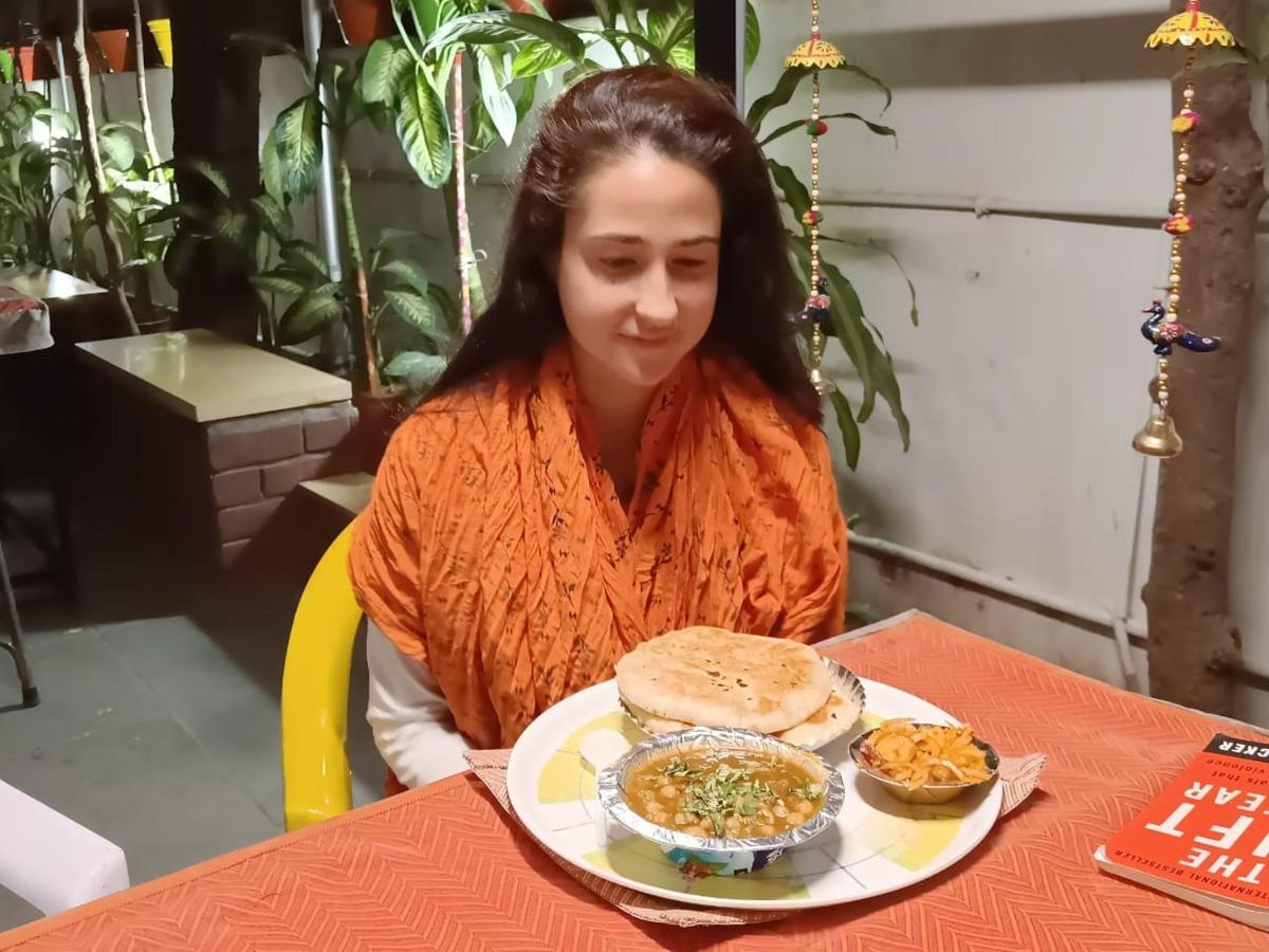 Srinekatan Heritage Villa Homestay 아흐메다바드 외부 사진