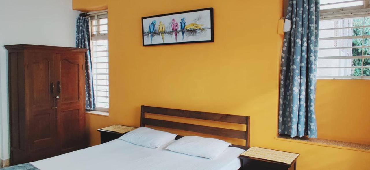 Srinekatan Heritage Villa Homestay 아흐메다바드 외부 사진