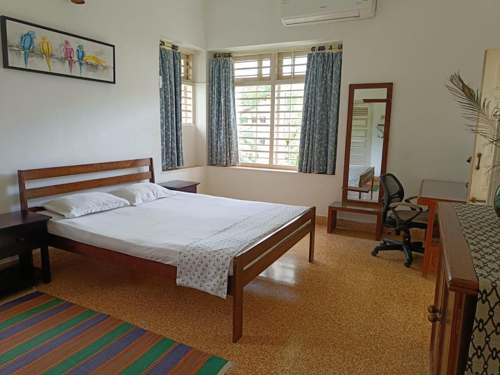 Srinekatan Heritage Villa Homestay 아흐메다바드 외부 사진